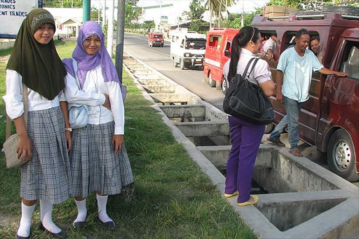 Moro Muslims pleased with agreement signed with Philippine government