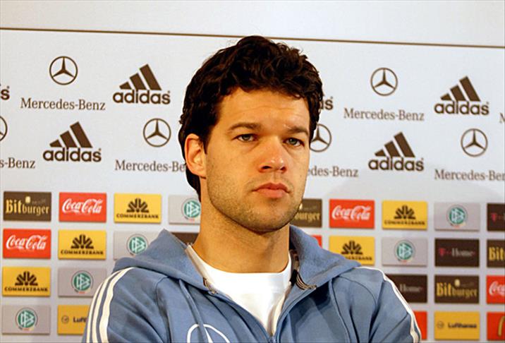Alman futbolcu Ballack tutuklandı