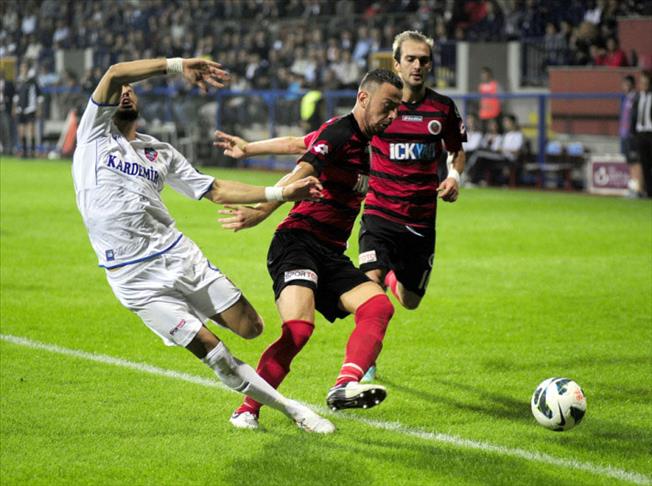 Karabük'te beraberlik çıktı