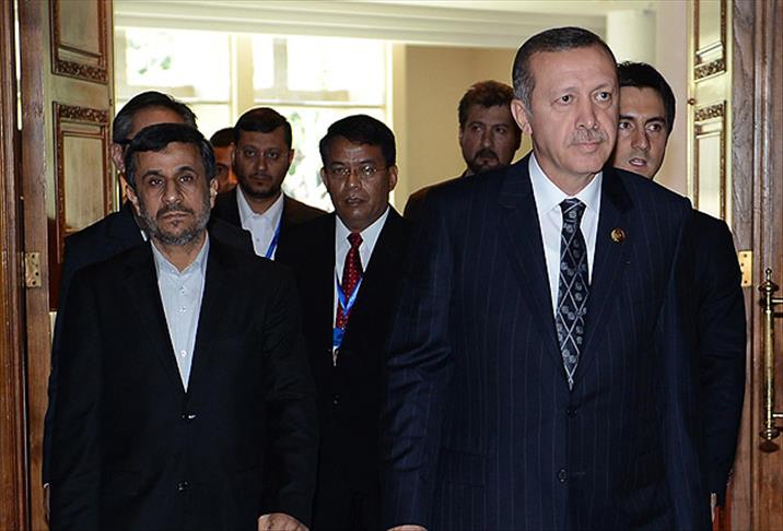Ahmedinejad ile ayaküstü sohbet