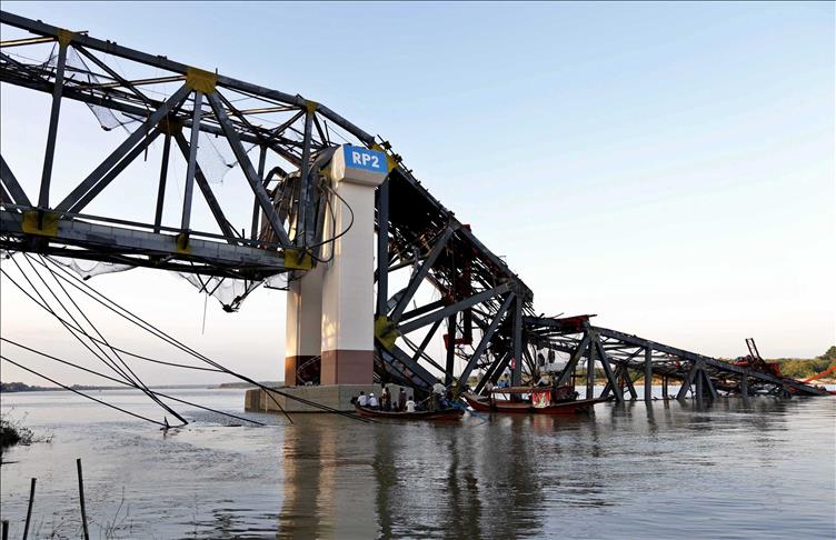 Myanmar'da dini yapılar hasar gördü