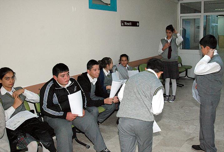 Biber gazı şakası hastanede bitti