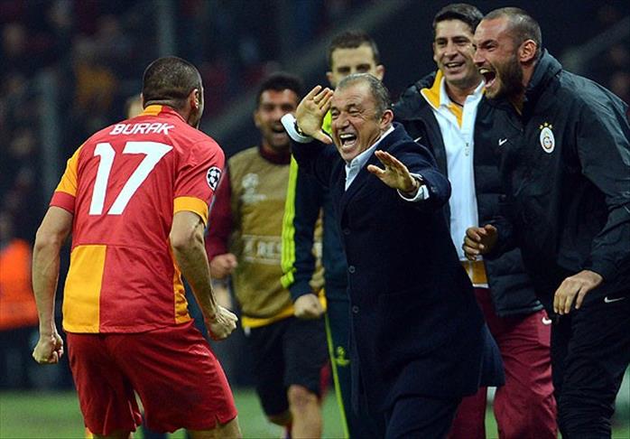 Galatasaray topple Manchester United 1-0