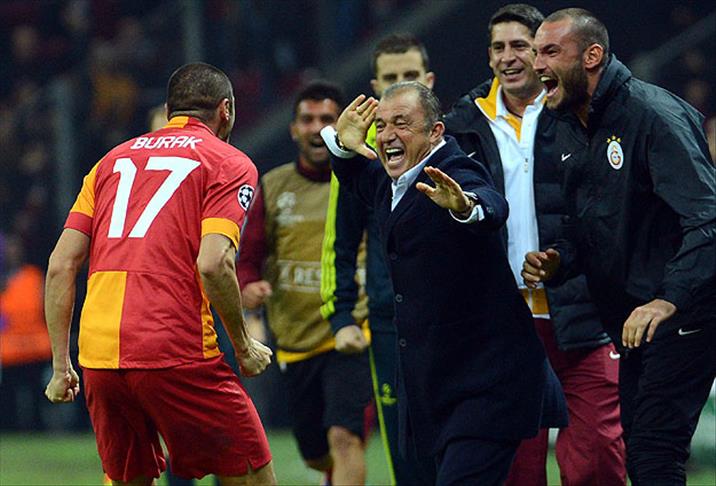 Kırmızı Şeytanlar'a Aslan çelmesi