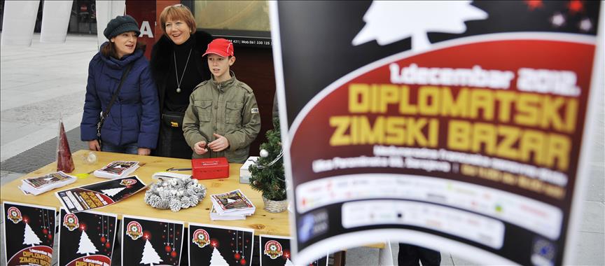 Supruge diplomata promovisale Diplomatski zimski bazar