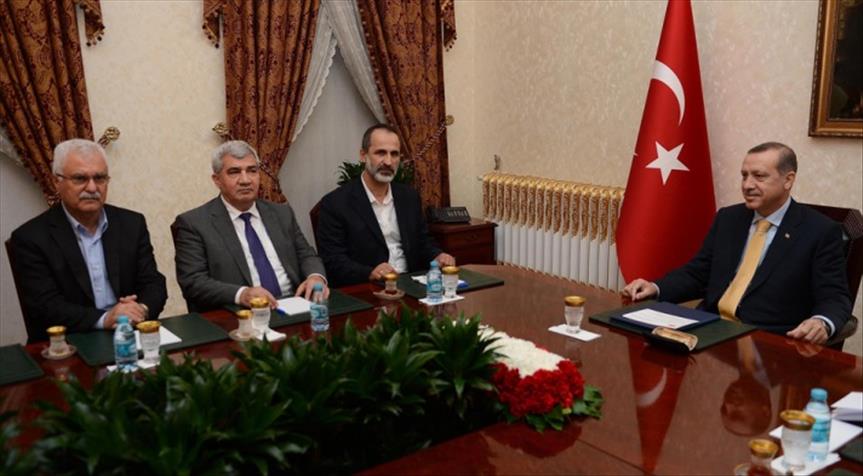 Turkish premier receives head of Syrian opposition coalition 