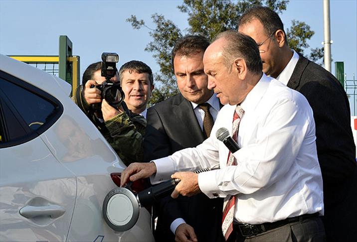 İlk hidrojen dolum istasyonu açıldı