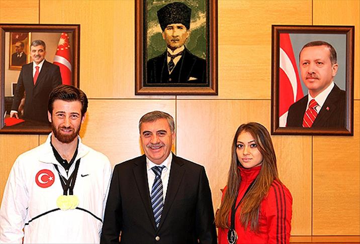 Şampiyonlar ev sahibi olacak
