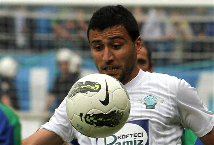 Akhisar'da Anıl kadro dışı