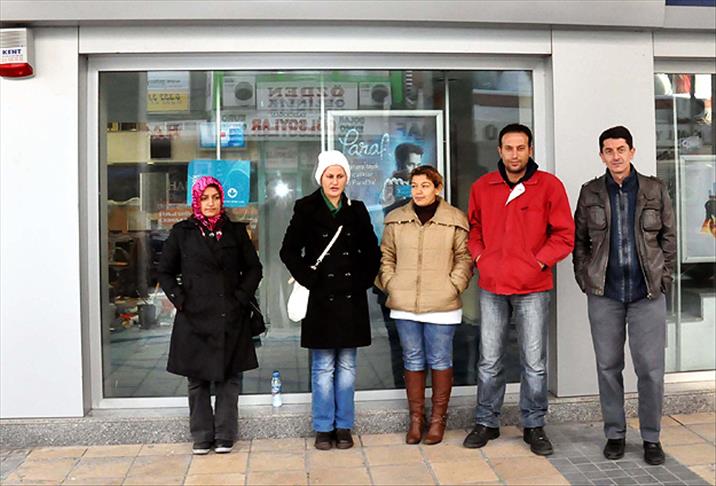 Ev nöbeti 10 gündür sürüyor