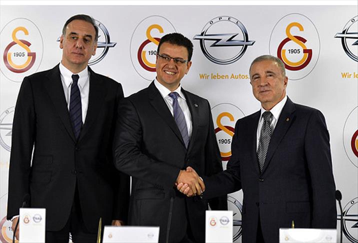 Opel, Galatasaray'a sponsor oldu