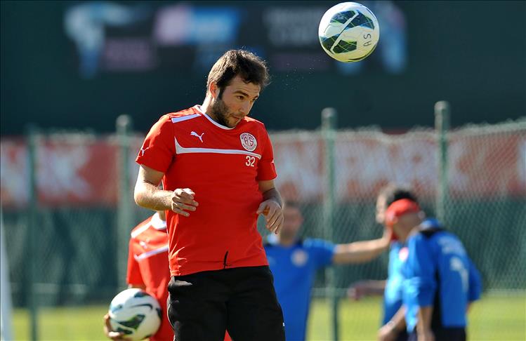 Murat Akın ile yollarını ayırdı