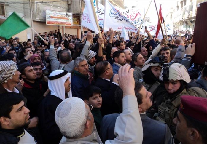 الهاشمي يدعو العراقيين لدعم "انتفاضة الأنبار"