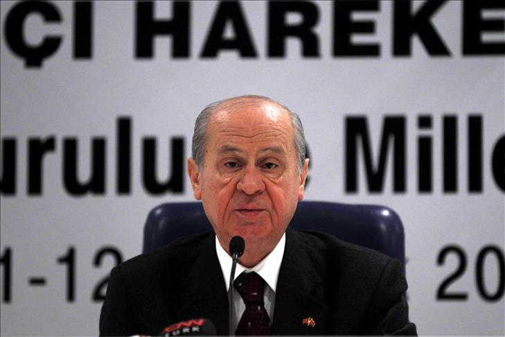 Su testisi su yolunda kırılmıştır