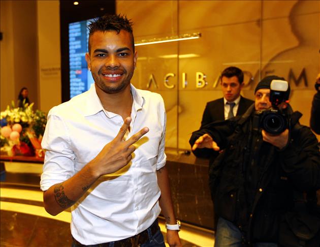Dentinho, sağlık kontrolünden geçti