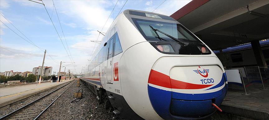Karadeniz'i doğuya hızlı tren bağlayacak