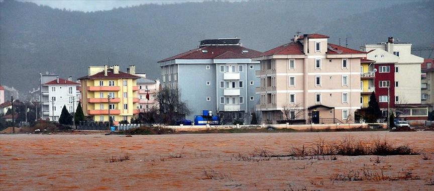 Turska: Kiša pada 30 sati, potopljene brojne kuće