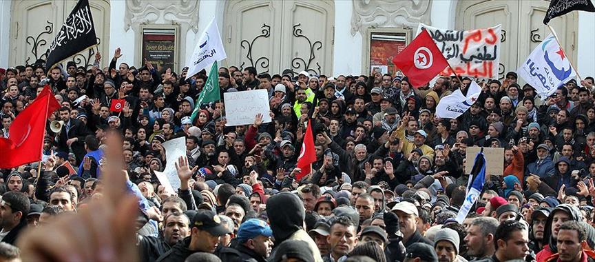 Tunis: Hiljade građana na protestima protiv nasilja