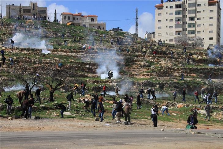 إصابة 200 فلسطيني في جمعة "كسر الصمت" بالضفة