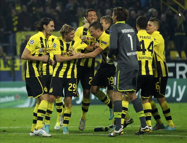 دورتموند يهزم آينتراخت فرانكفورت بالدوري الألماني