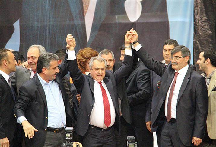 İrsen Küçük yeniden başkan