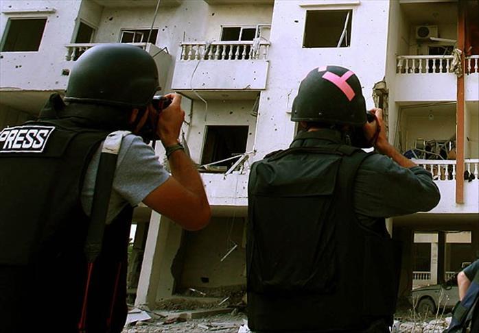 Francuski fotoreporter ranjen u Siriji izgubio bitku za život