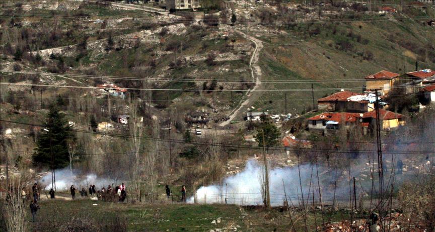 Dikmen'de olaylı yıkım