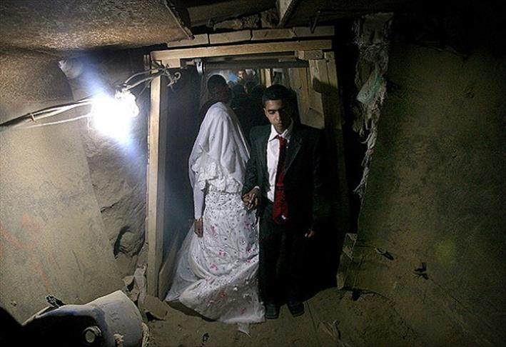 An Egyptian bride in Rafah tunnel