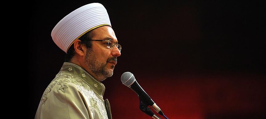Tüm gençleri kitle iletişim araçları teslim aldı