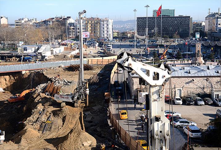 Taksim'de doğalgaz bulundu