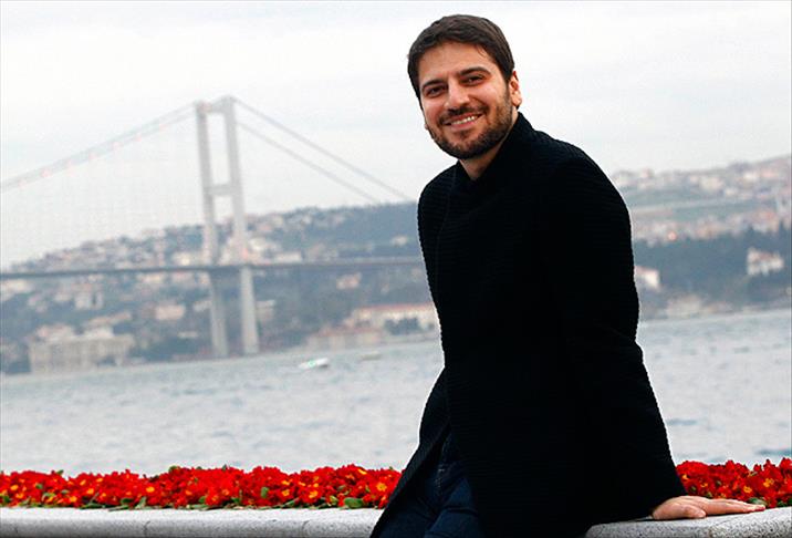 Arap Baharı'nın şarkısını söylüyor