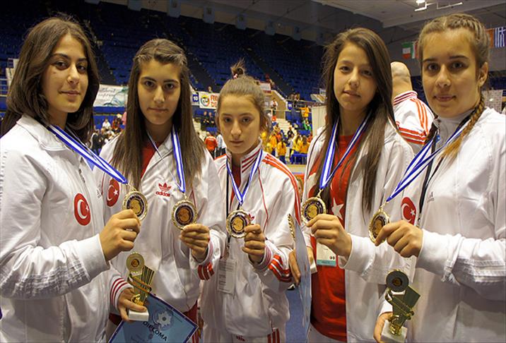 Wushu'da 40 madalya