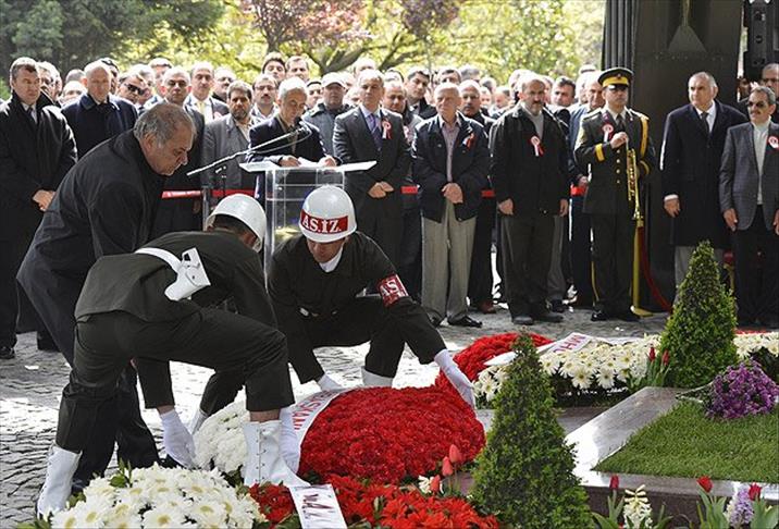 Turkey commemorates former President Turgut Ozal