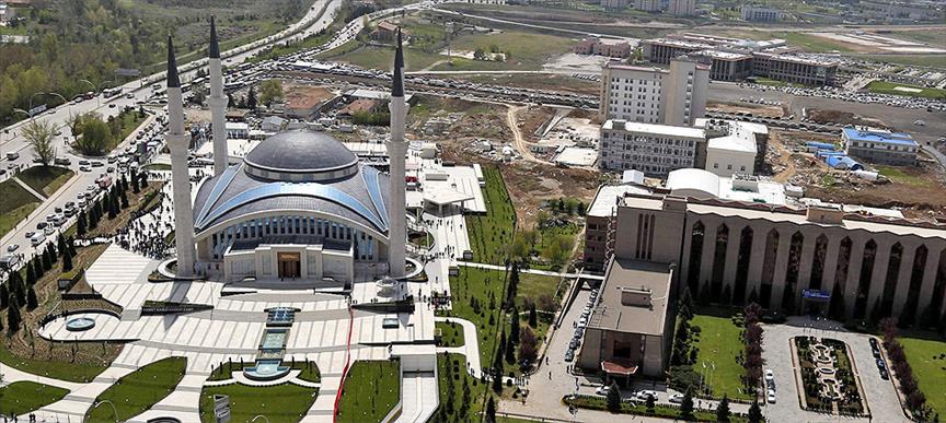 Ahmet Hamdi Akseki Camisi ibadete açıldı