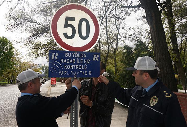 Radar levhaları kalkıyor