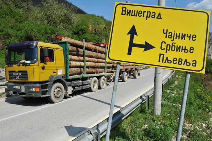 Foča na putokazima prikazana kao Srbinje