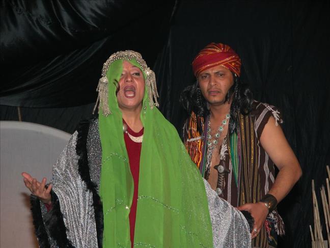 ممثلون يمنيون يشكون "تدني الأجور"