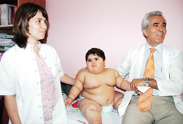 Obez çocuklar diyabet tehlikesiyle karşı karşıya