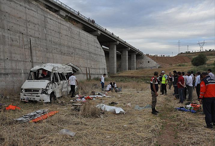 Trafik canavarı 14 can aldı