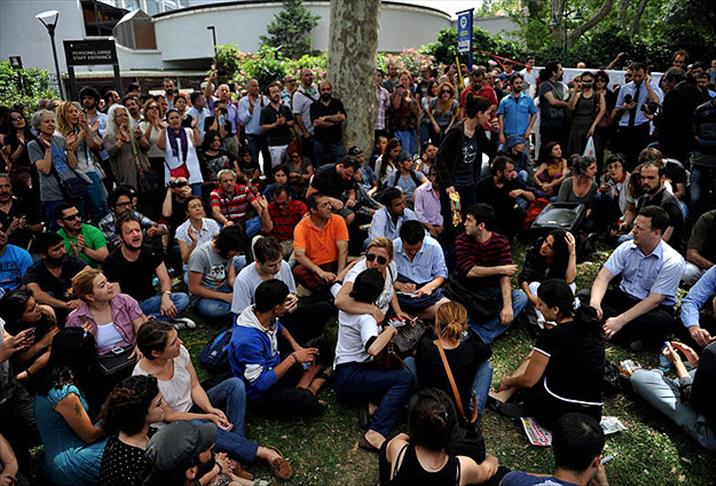 Taksim Gezi Parkı'ndaki eylem sürüyor