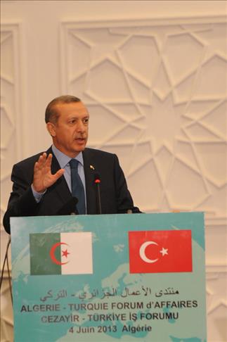 Turkish premier willing to double Turkish-Algerian trade volume