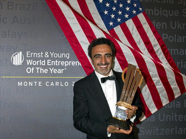 Turkish-American businessman Hamdi Ulukaya wins entrepreneurship award from UK-based Ernst & Young, Monte Carlo, Monaco, June 10, 2013. (AA Photo)