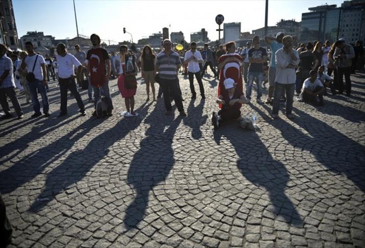 'Silent' protest in Istanbul's Taksim square