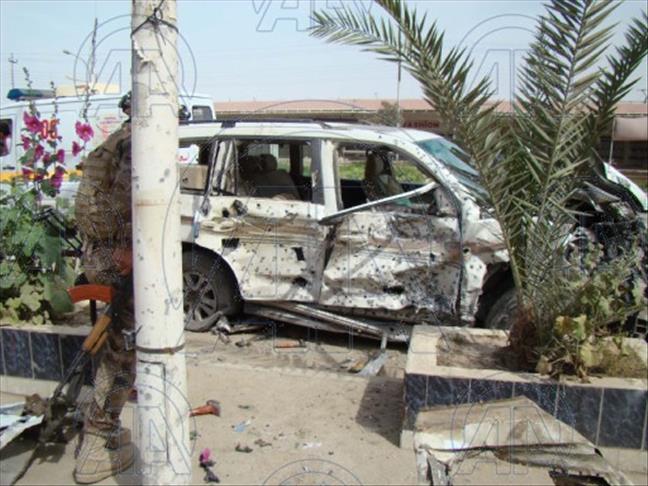 Car bomb attacks kill 5 in Iraq