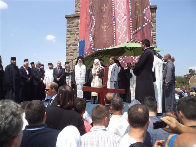 Gazimestan: Hiljade Srba sa Kosova, iz Srbije i ostatka regiona na centralnoj proslavi Vidovdana