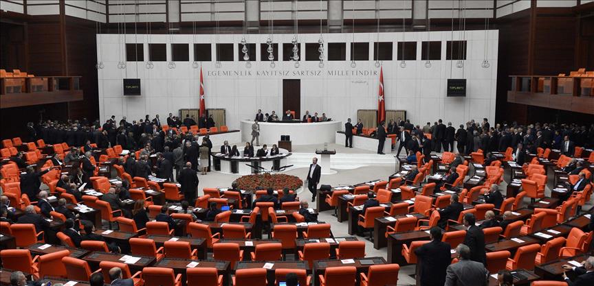 Turkish parliament condemns Egypt's military coup