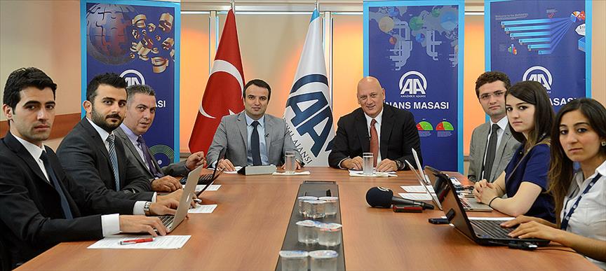 Turkcell'den yüzde 100 yerli akıllı telefon