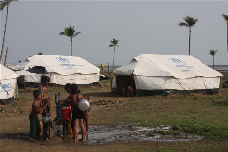 UN urges Myanmar to give Rohingya Muslims full citizenship