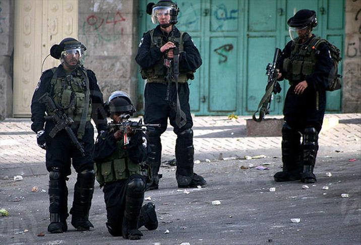 Israeli soldiers wounded in Ramallah explosion