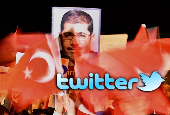 Türkiye sosyal medyada darbeye karşı tek yürek